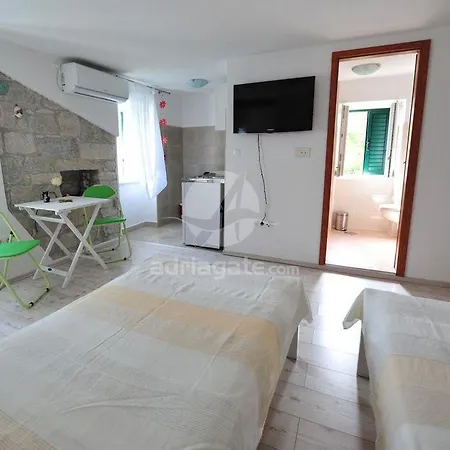 Ivana Apartamento Split
